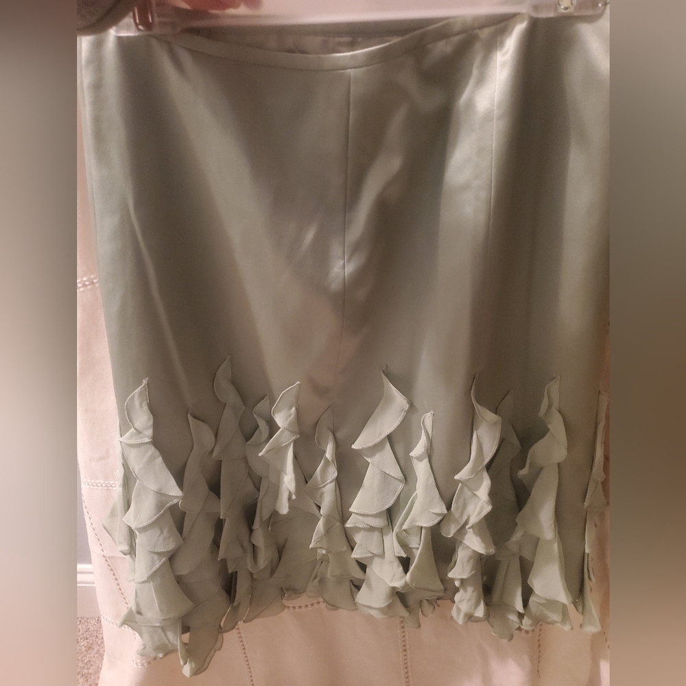 Vintage Kay Unger 100% Silk Soft Green Skirt-STUNNING